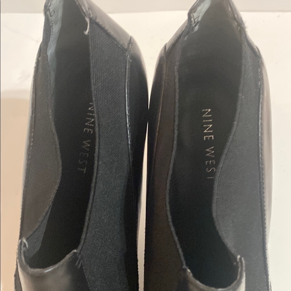 Nine West Elegant Black Women's Heeled Ankle Boots Size 9M - Picture 5 of 10